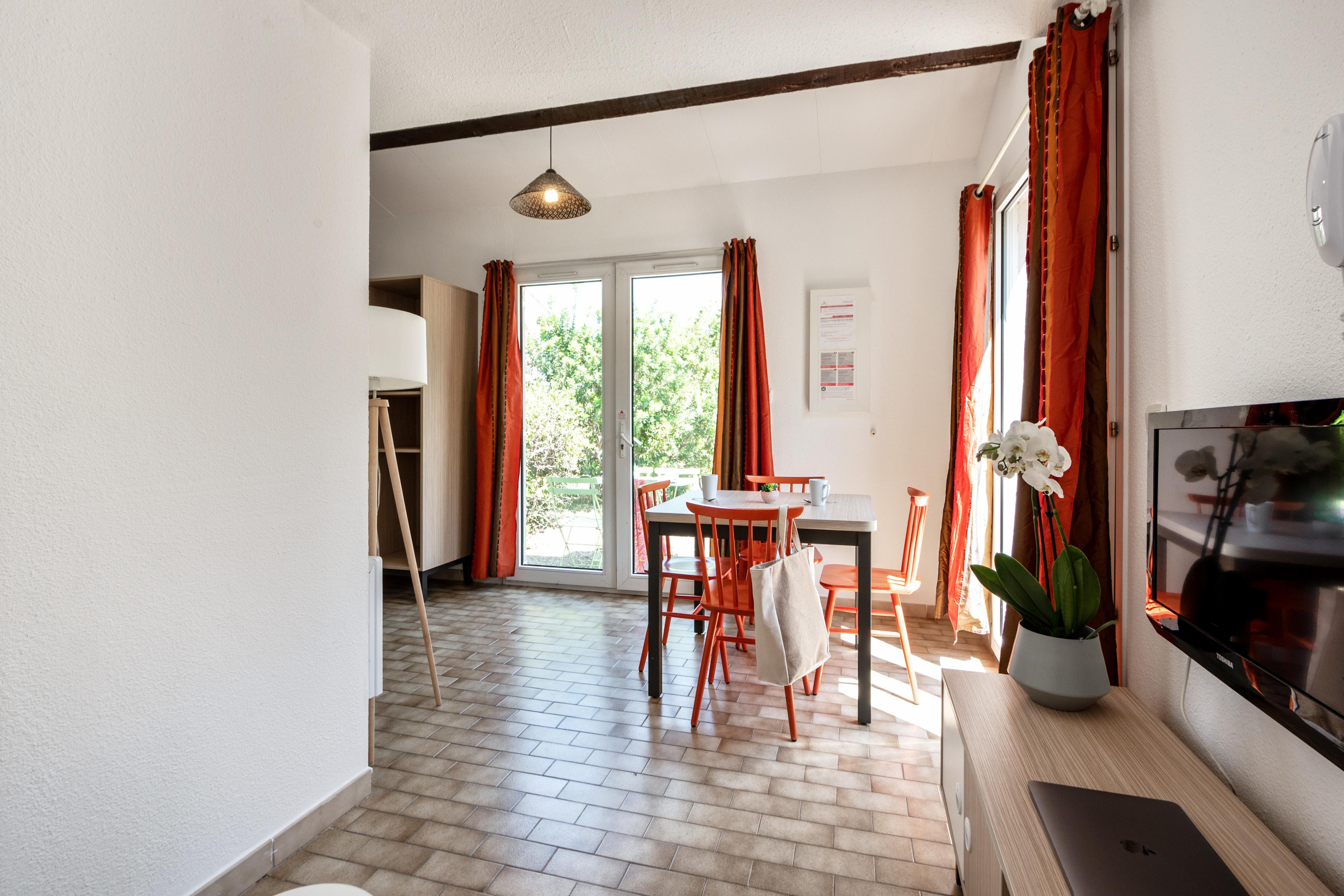 Comfort Aparthotel Mandelieu La Napoule Village Eksteriør billede