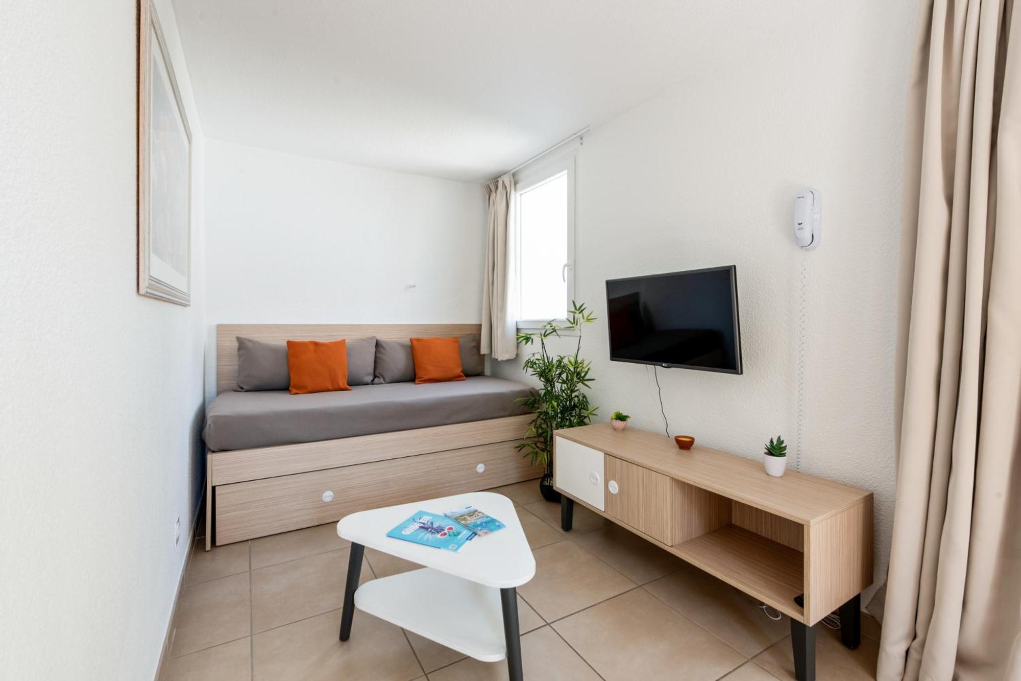 Comfort Aparthotel Mandelieu La Napoule Village Eksteriør billede